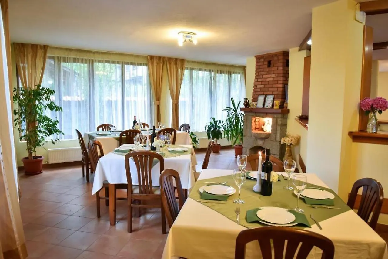Lina Hotel Bansko 3*,